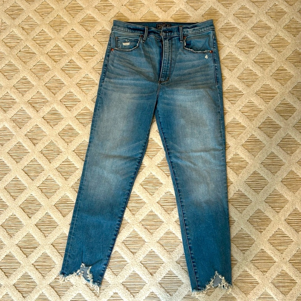 Abercrombie and Fitch ultra high rise super skinny ankle jeans size 29